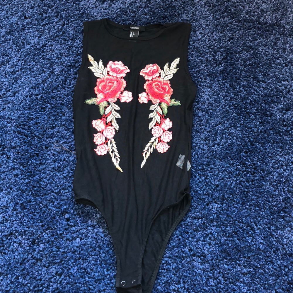 Mesh flower body suit
